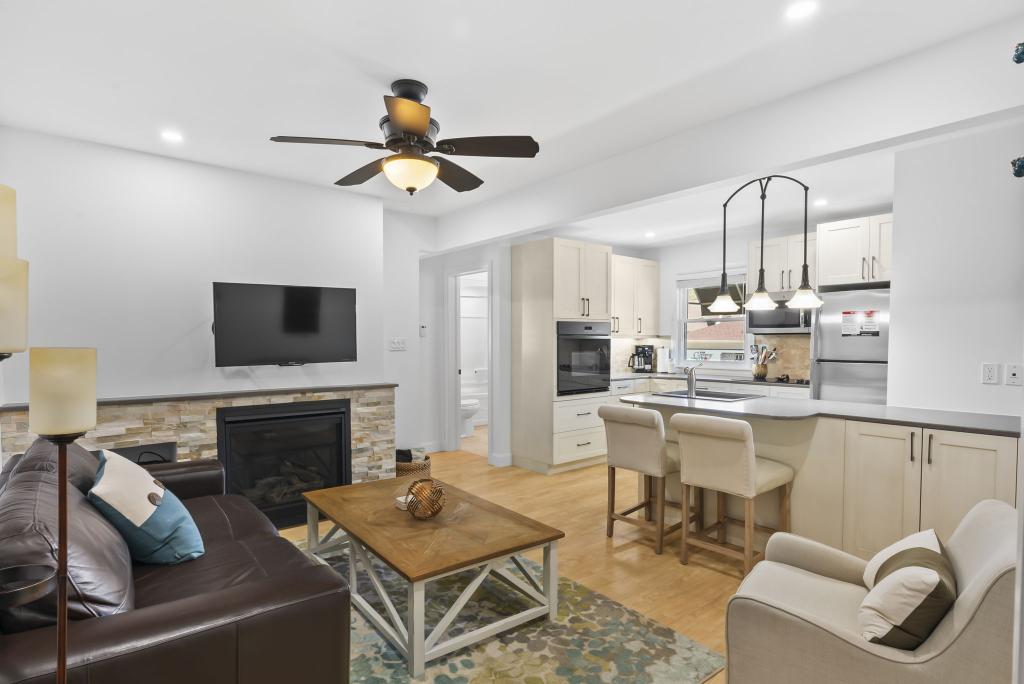 Picture of Unit 4A - SUITE