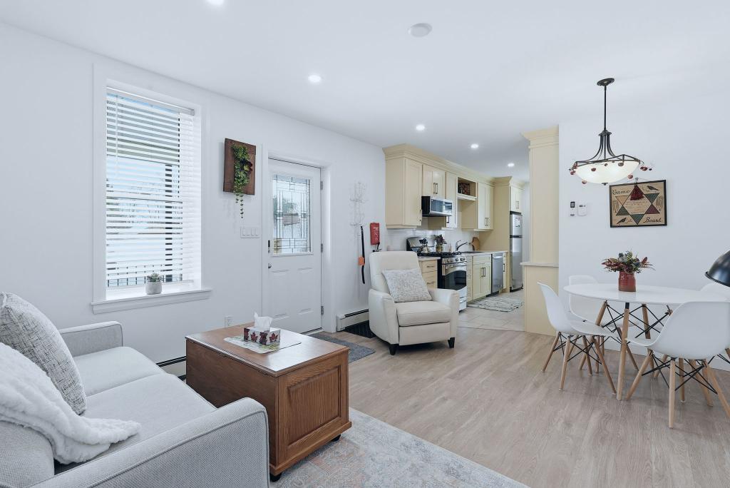 Picture of Unit 5 - ONE BEDROOM